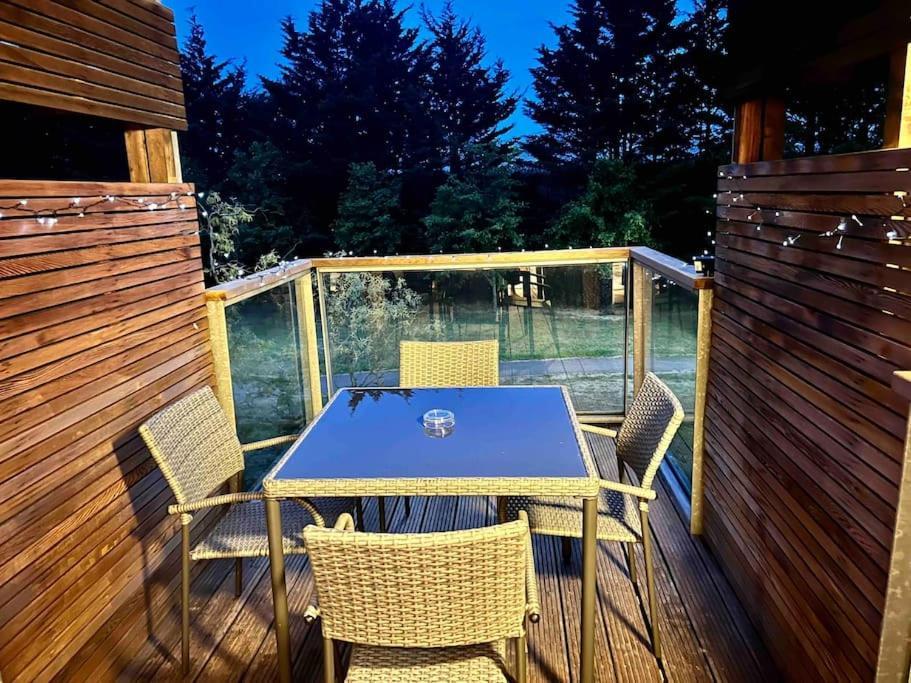Brownberry Tree Serviced Apartment Кембридж Экстерьер фото